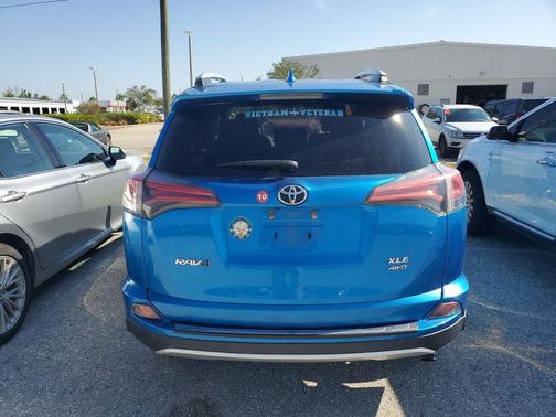 2016 Toyota RAV4 XLE