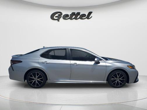 Celestial Silver Metallic 2024 Toyota Camry SE