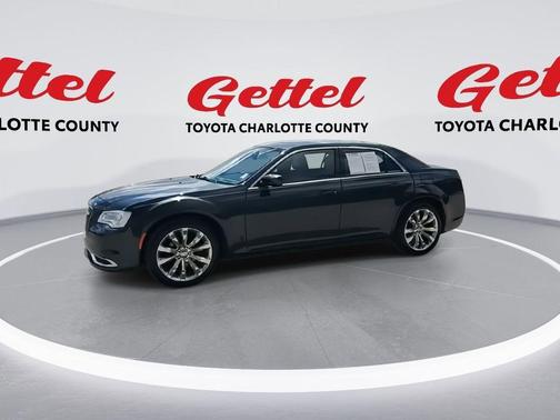 2016 Chrysler 300 Limited