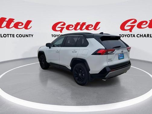 2024 Toyota RAV4 Hybrid SE