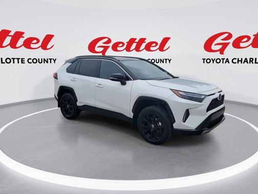 2024 Toyota RAV4 Hybrid SE