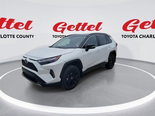 2024 Toyota RAV4 Hybrid SE