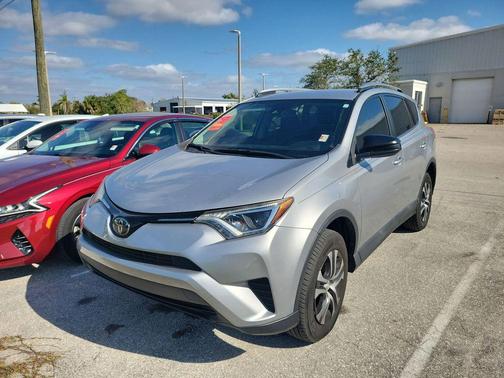 2018 Toyota RAV4 LE