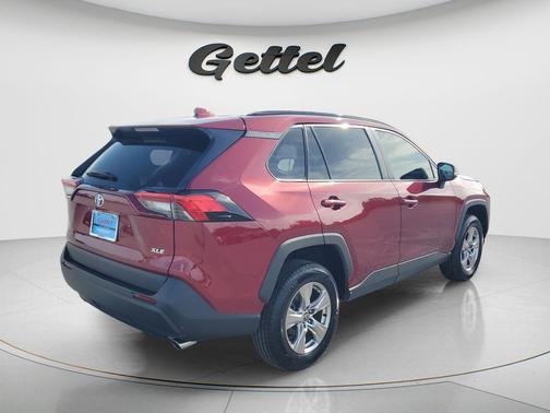 Ruby Flare Pearl 2022 Toyota RAV4 XLE