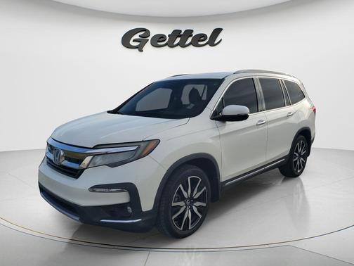 White Diamond Pearl 2019 Honda Pilot Touring 8-Passenger