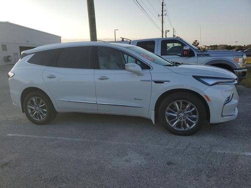 2023 Buick Enclave Avenir