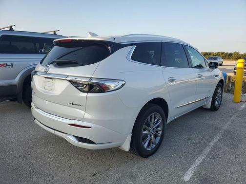 2023 Buick Enclave Avenir