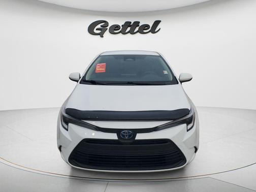 Ice Cap 2023 Toyota Corolla Hybrid LE