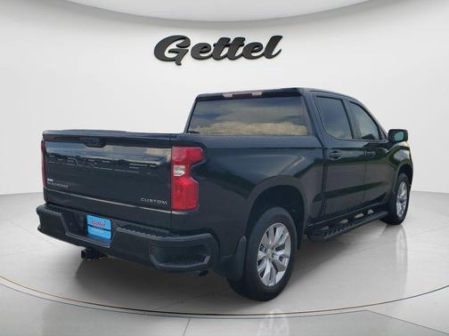 Black 2022 Chevrolet Silverado 1500 Custom