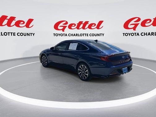 2021 Hyundai SONATA Limited