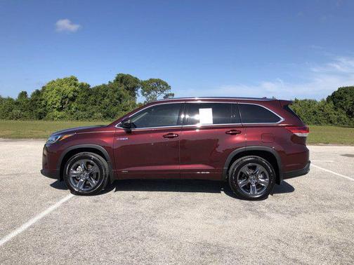 2019 Toyota Highlander Hybrid Platinum