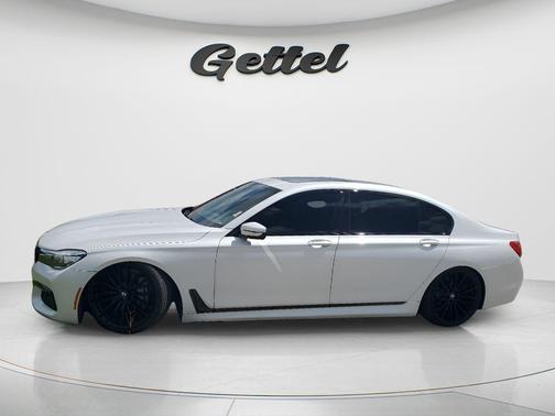 Mineral White Metallic 2019 BMW 740 740i