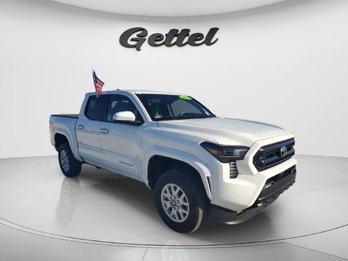 Ice Cap 2024 Toyota Tacoma SR5