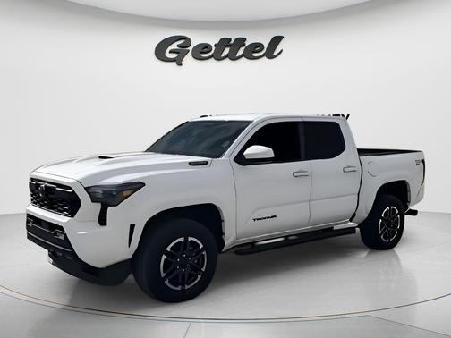 2025 Toyota Tacoma Hybrid TRD Sport