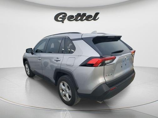 Silver Sky Metallic 2019 Toyota RAV4 XLE