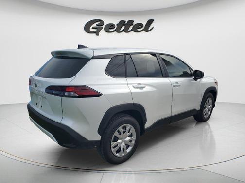 Wind Chill Pearl 2026 Toyota Corolla Cross L