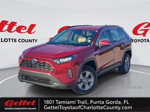 2022 Toyota RAV4 Hybrid SE