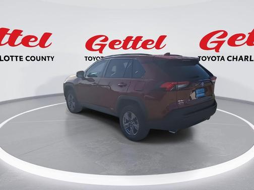 2022 Toyota RAV4 Hybrid SE
