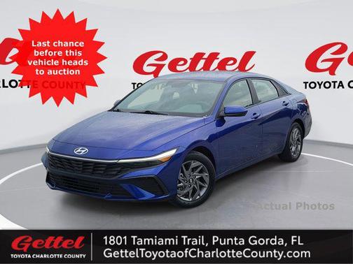 2024 Hyundai ELANTRA SEL