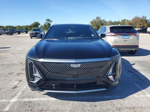 2025 Cadillac LYRIQ Luxury