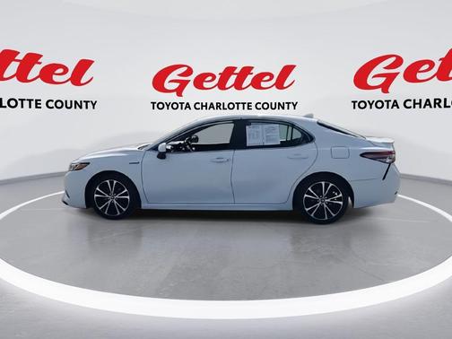 2019 Toyota Camry Hybrid SE