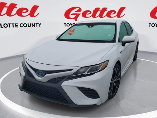 2019 Toyota Camry Hybrid SE