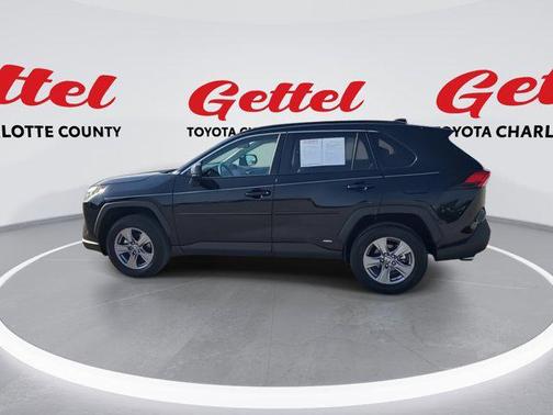 2024 Toyota RAV4 Hybrid SE