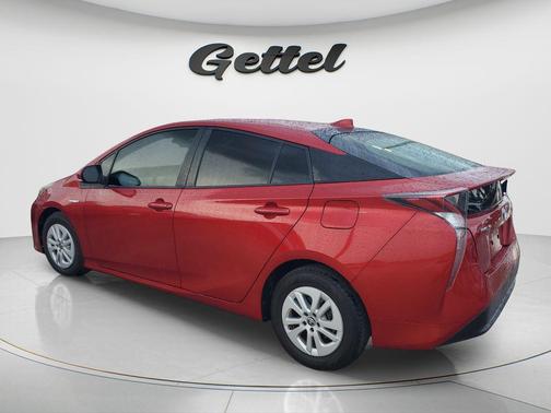 Hypersonic Red 2018 Toyota Prius One