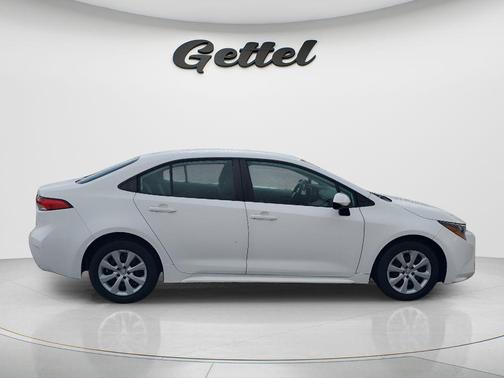 Ice Cap 2024 Toyota Corolla LE