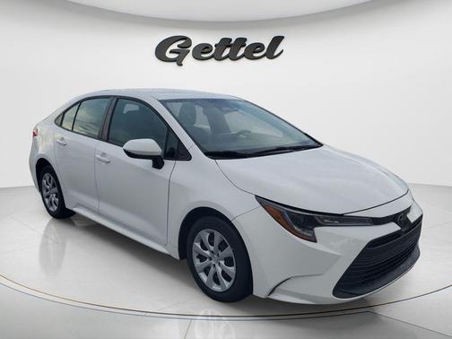 Ice Cap 2024 Toyota Corolla LE