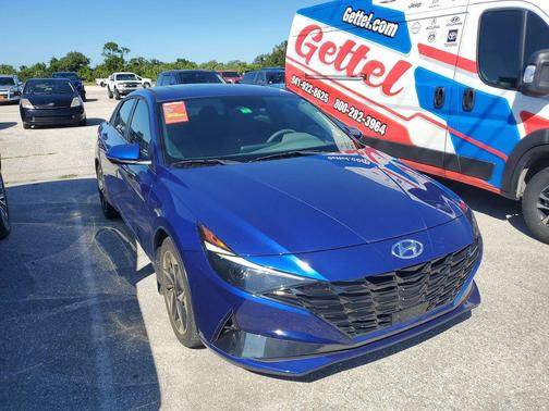 2021 Hyundai ELANTRA SEL