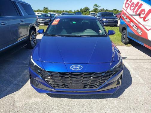 2021 Hyundai ELANTRA SEL