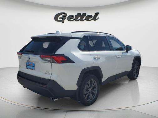 Wind Chill Pearl 2024 Toyota RAV4 Hybrid XLE Premium