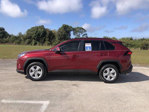 2019 Toyota RAV4 XLE