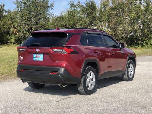 2019 Toyota RAV4 XLE