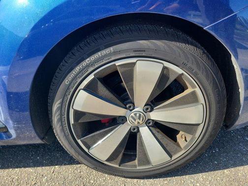 2013 Volkswagen Beetle 2.0T