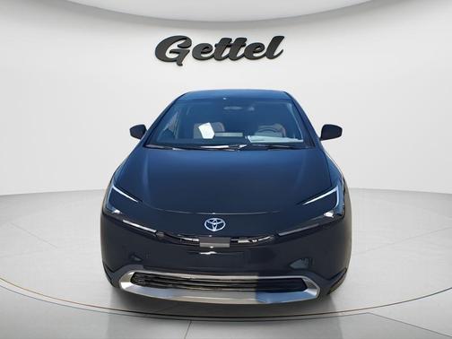 Midnight Black Metallic 2026 Toyota Prius Plug-In Hybrid SE