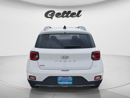 Ceramic White 2020 Hyundai VENUE SEL