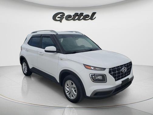 Ceramic White 2020 Hyundai VENUE SEL