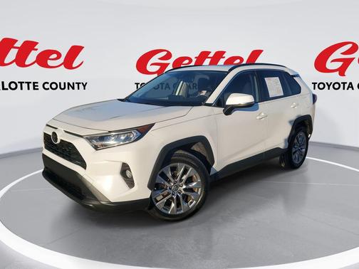 2020 Toyota RAV4 XLE Premium