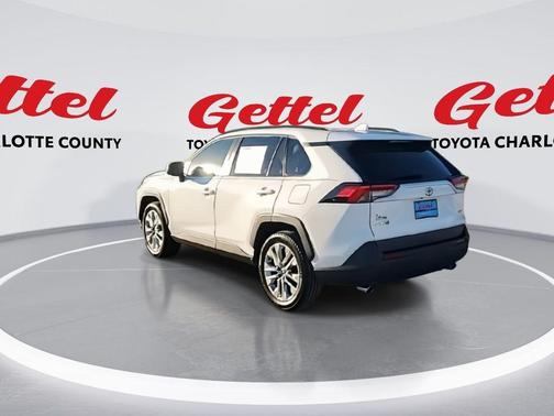 2020 Toyota RAV4 XLE Premium