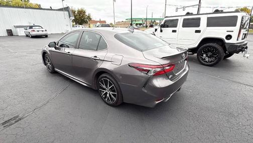 2022 Toyota Camry SE