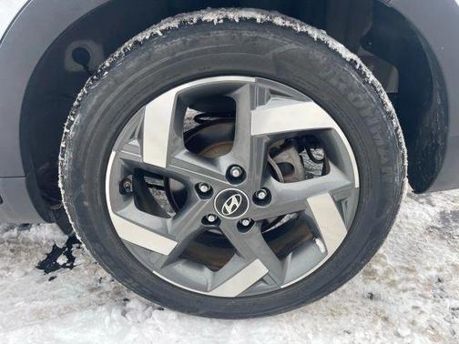 2021 Hyundai VENUE SEL