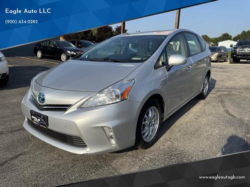 2012 Toyota Prius v Five