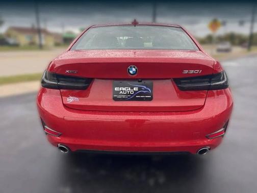 2021 BMW 330 i xDrive