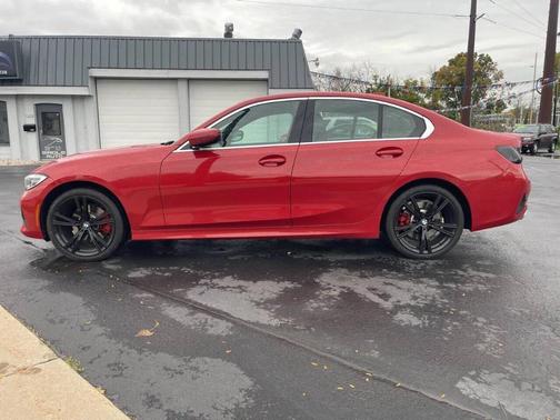 2021 BMW 330 i xDrive