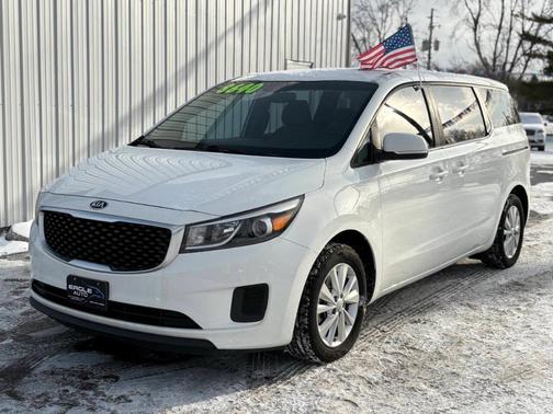 2016 Kia Sedona L