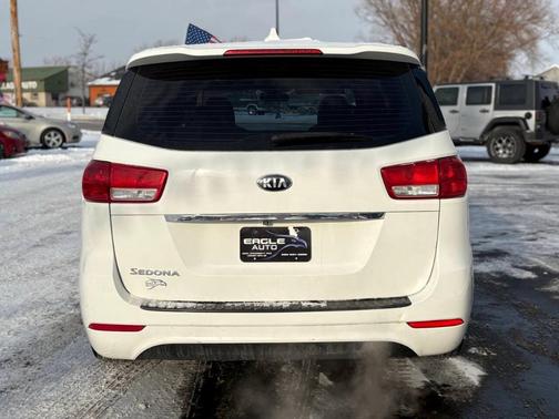 2016 Kia Sedona L