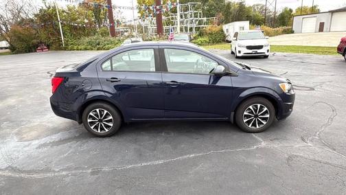 2015 Chevrolet Sonic LS