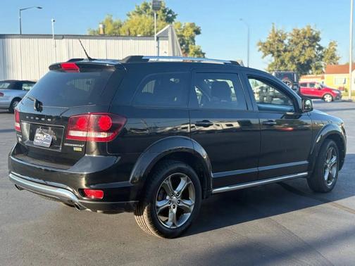 2017 Dodge Journey Crossroad